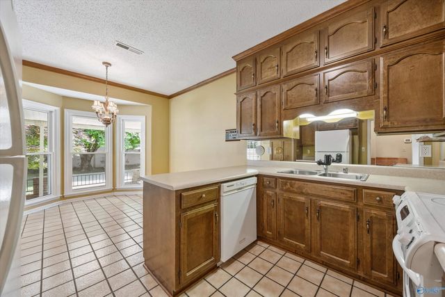 103 Heritage Way SW, Huntsville, AL 35802