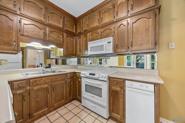 103 Heritage Way SW, Huntsville, AL 35802