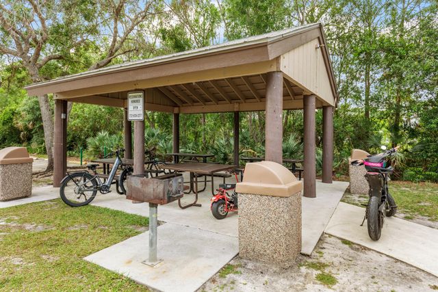 886 NE Whistling Duck Way, Port St. Lucie, Port St Lucie, FL 34983