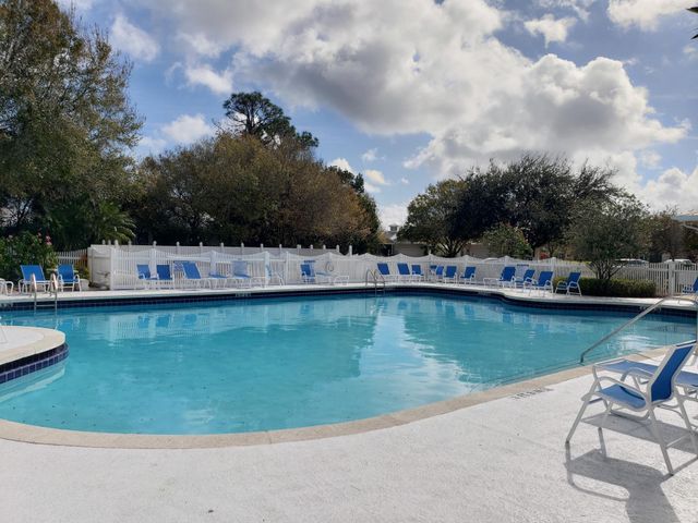 886 NE Whistling Duck Way, Port St. Lucie, Port St Lucie, FL 34983