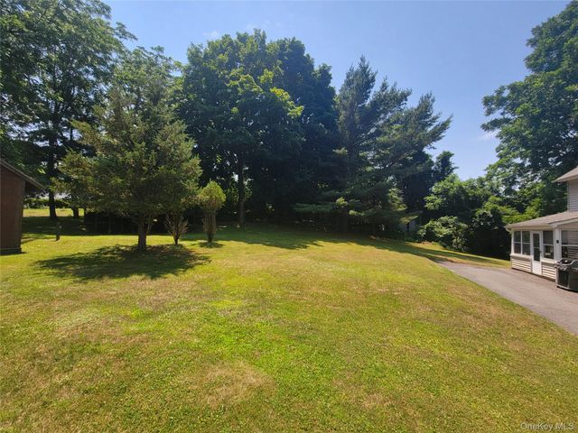3 Albertson Road, Marlboro, NY 12542