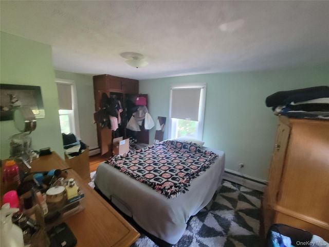 3 Albertson Road, Marlboro, NY 12542