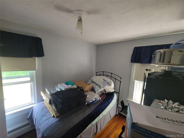 3 Albertson Road, Marlboro, NY 12542