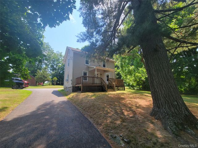 3 Albertson Road, Marlboro, NY 12542