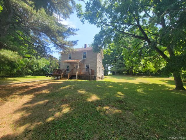 3 Albertson Road, Marlboro, NY 12542