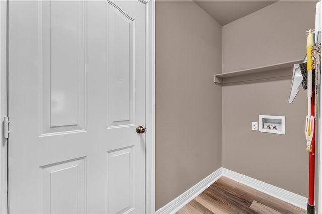 1572 N Plantation Avenue, Fayetteville, AR 72704
