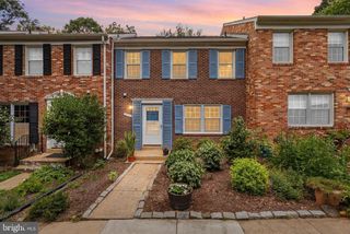 8398 UXBRIDGE CT, Springfield, VA 22151