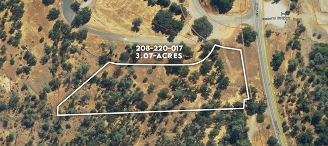 7384 Honeybee Road, Redding, CA 96001