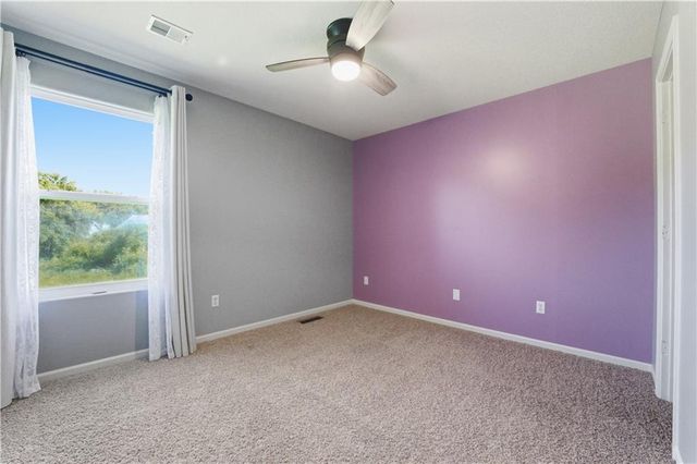 541 NW Fox Hollow Lane, Blue Springs, MO 64015