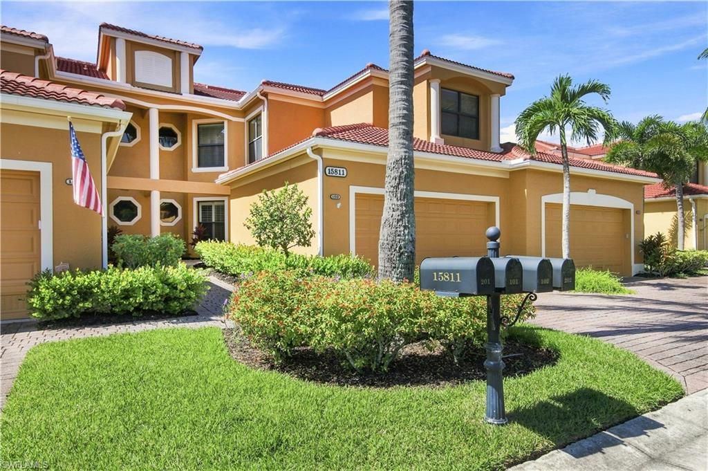 15811 Prentiss Pointe CIR 102, FORT MYERS, FL 33908 — photo 2