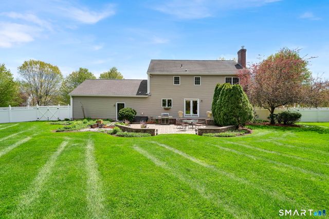 75 Spinners Run, South Windsor, CT 06074