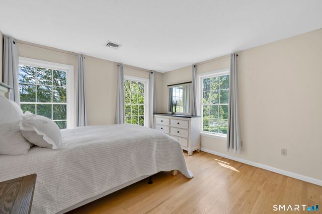 75 Spinners Run, South Windsor, CT 06074