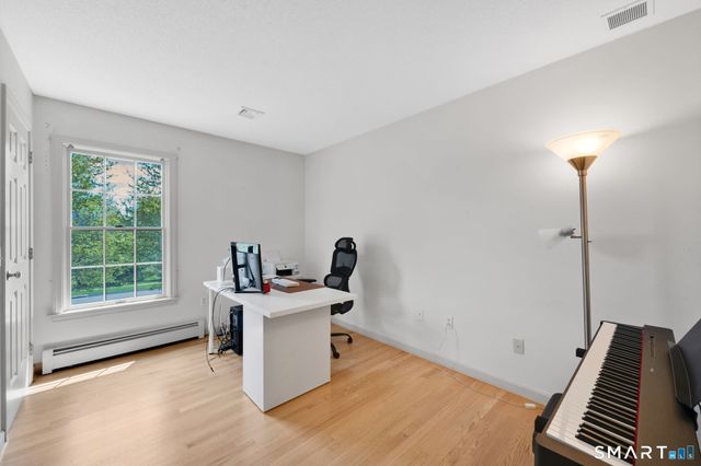 75 Spinners Run, South Windsor, CT 06074