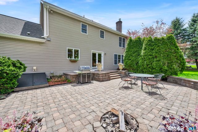 75 Spinners Run, South Windsor, CT 06074