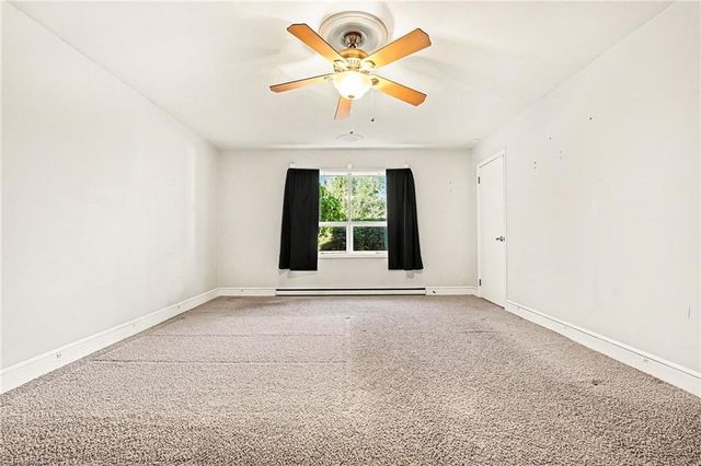 914 Oakcrest Drive, Reidsville, NC 27320