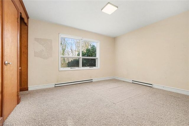 914 Oakcrest Drive, Reidsville, NC 27320