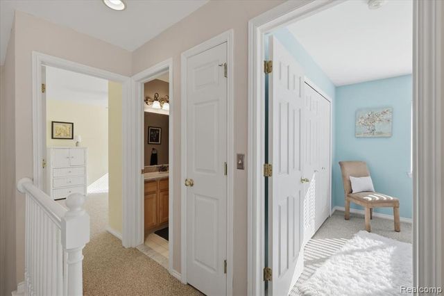 585 Boulder Lake Drive, Oxford, MI 48371