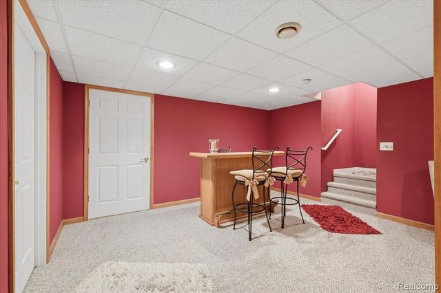 585 Boulder Lake Drive, Oxford, MI 48371