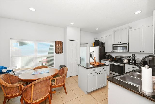 528 RAINBOW SPRINGS LOOP, Groveland, FL 34736