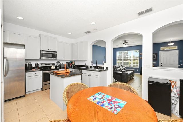 528 RAINBOW SPRINGS LOOP, Groveland, FL 34736