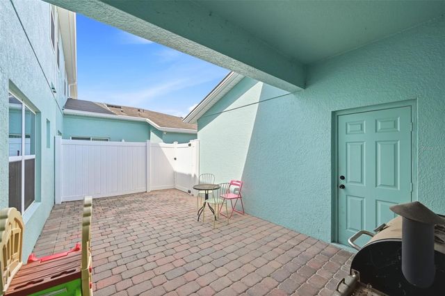 528 RAINBOW SPRINGS LOOP, Groveland, FL 34736