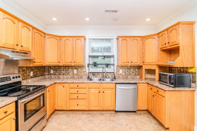 713 Winterhaven Lane, Frankfort, KY 40601