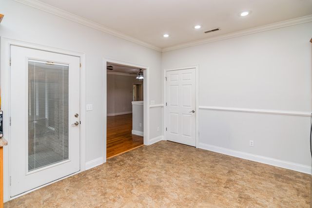 713 Winterhaven Lane, Frankfort, KY 40601