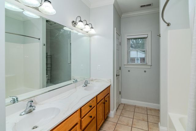 713 Winterhaven Lane, Frankfort, KY 40601