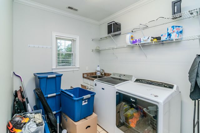 713 Winterhaven Lane, Frankfort, KY 40601