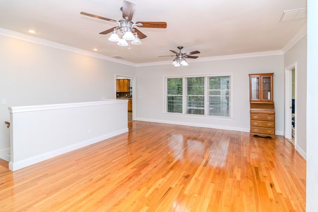 713 Winterhaven Lane, Frankfort, KY 40601