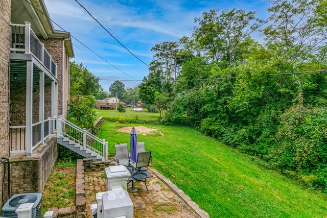 713 Winterhaven Lane, Frankfort, KY 40601