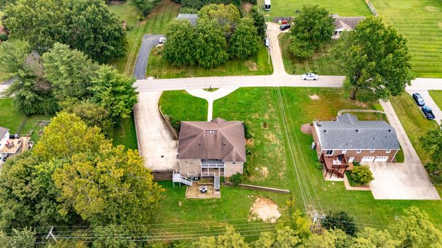 713 Winterhaven Lane, Frankfort, KY 40601