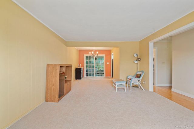 38 Miller Boulevard, Syosset, NY 11791