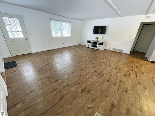 10511 Lake Of The Woods Road, Mancelona, MI 49659