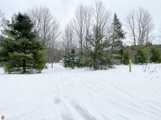 10511 Lake Of The Woods Road, Mancelona, MI 49659