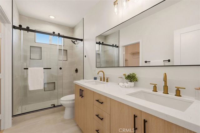 5868 Persepolis Ct, Riverside, CA 92505