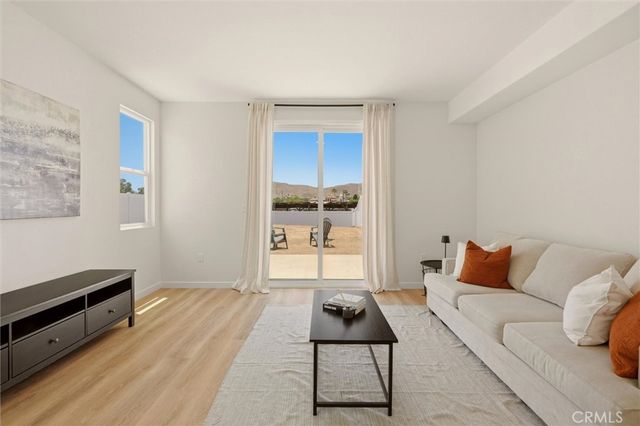 5868 Persepolis Ct, Riverside, CA 92505