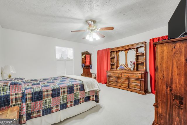 102 Steeplechase Drive, Mcdonough, GA 30252