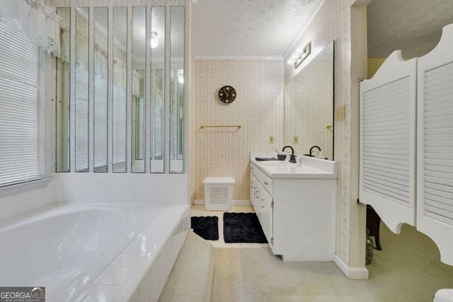 102 Steeplechase Drive, Mcdonough, GA 30252