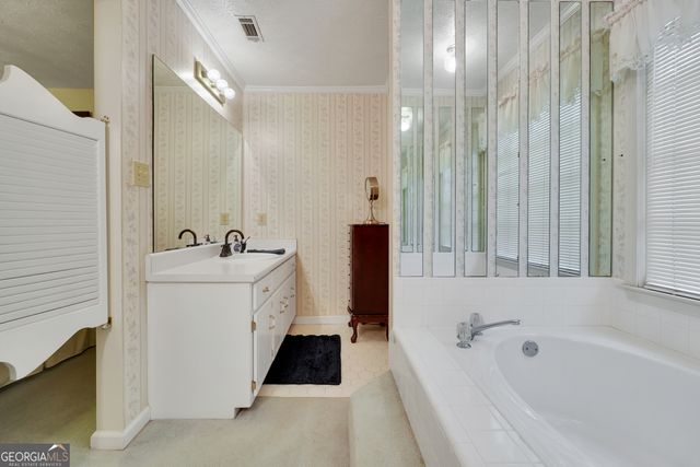 102 Steeplechase Drive, Mcdonough, GA 30252