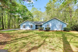 102 Steeplechase Drive, Mcdonough, GA 30252