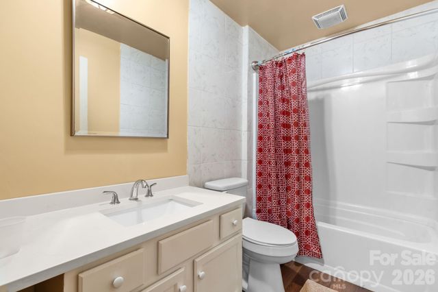 828 Manchester Street SW, Lenoir, NC 28645