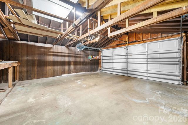 828 Manchester Street SW, Lenoir, NC 28645