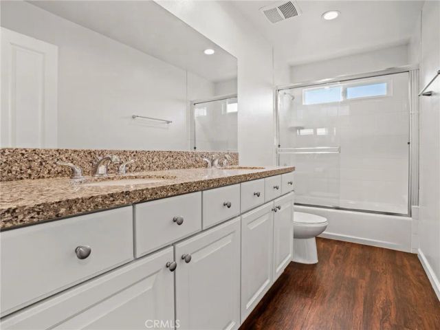 15940 W Ward Court, Van Nuys, CA 91406