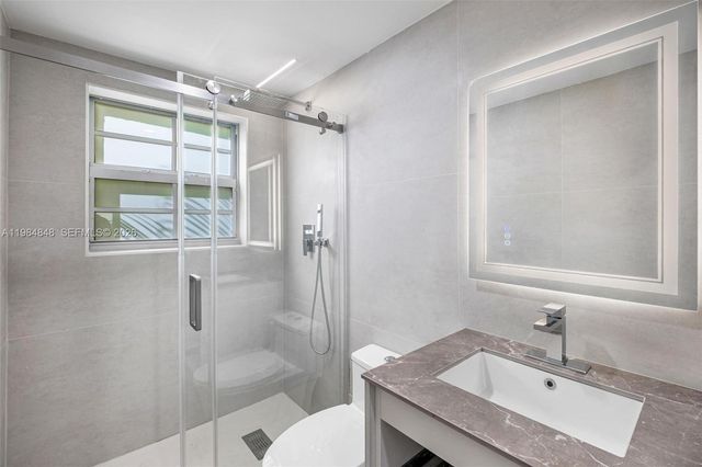 1610 Michigan Ave 2, Miami Beach, FL 33139