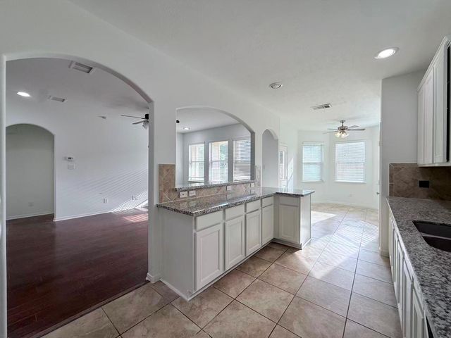 2814 Ridgeglen Lane, Houston, TX 77082