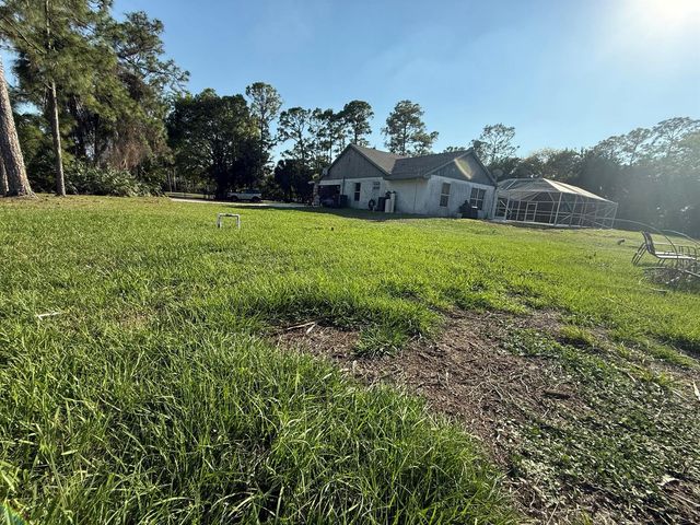15515 N 94th St Street N, West Palm Beach, FL 33412