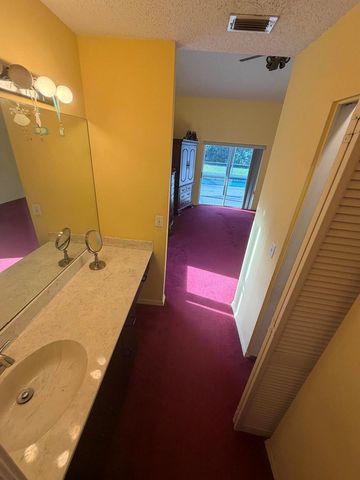 15515 N 94th St Street N, West Palm Beach, FL 33412