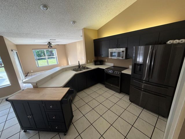 15515 N 94th St Street N, West Palm Beach, FL 33412