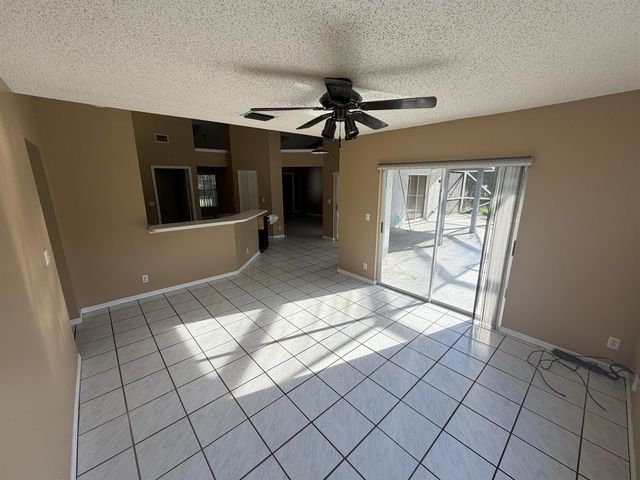 15515 N 94th St Street N, West Palm Beach, FL 33412